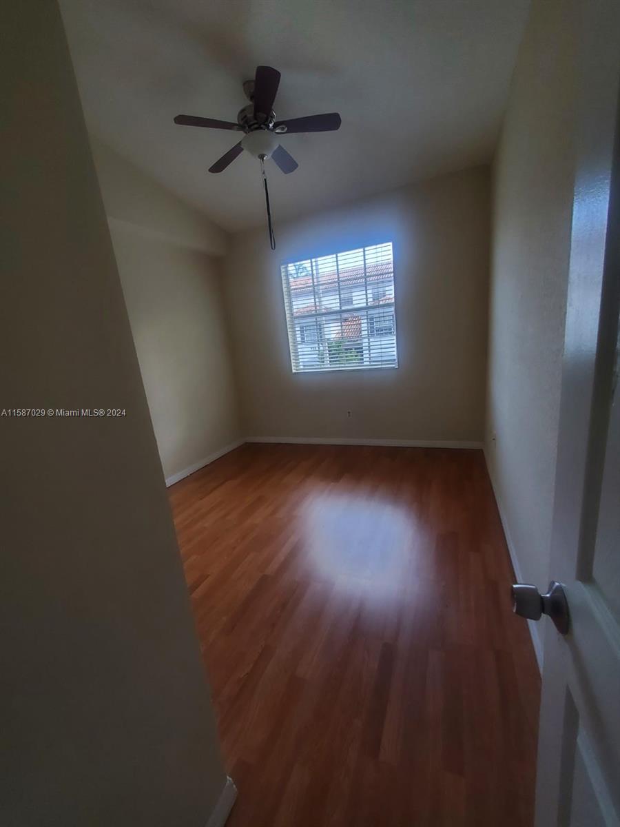 VILLAS DE TUSCANY CONDO - Residential Lease