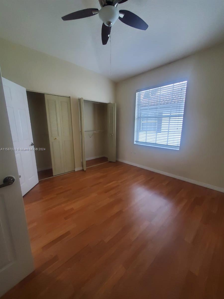 VILLAS DE TUSCANY CONDO - Residential Lease