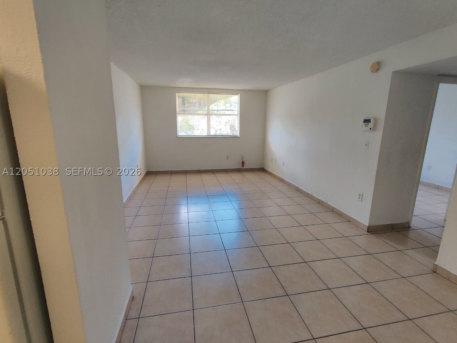 LAS ESTRELLAS CONDO - Residential Lease