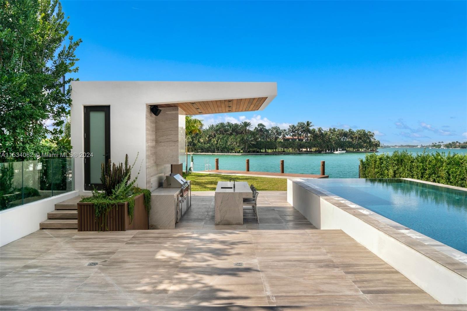 ALTOS DEL MAR NO 5 - Residential