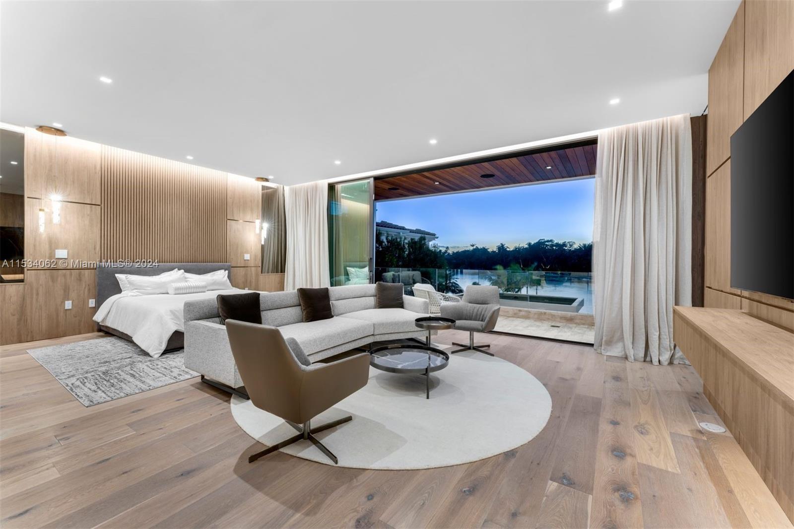 ALTOS DEL MAR NO 5 - Residential
