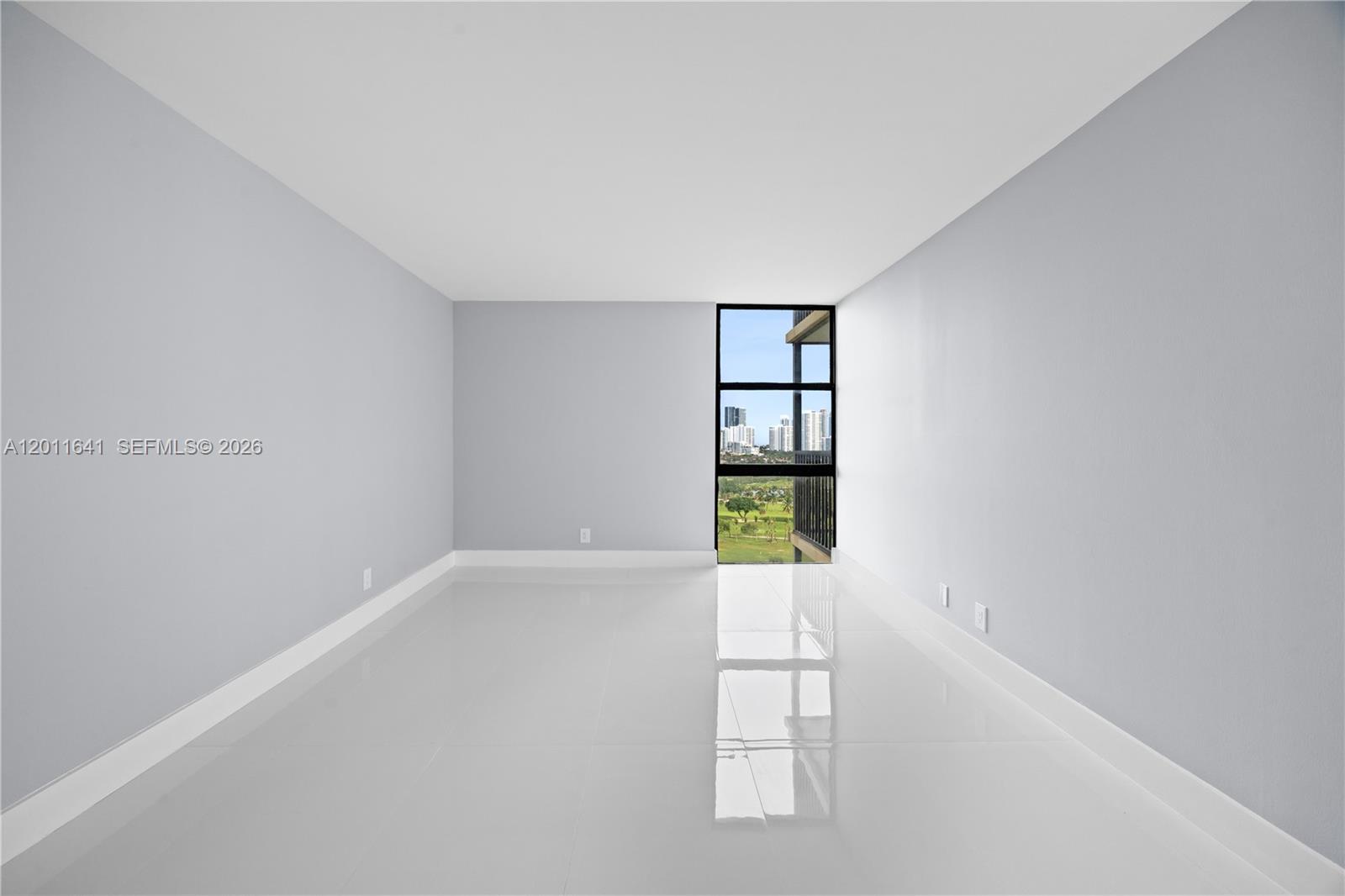 CORONADO CONDO- TOWER II - Residential