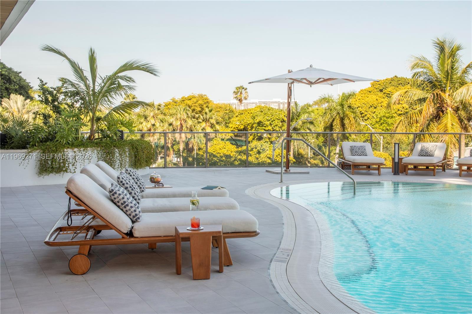 2655 SOUTH BAYSHORE DRIVE - Residential