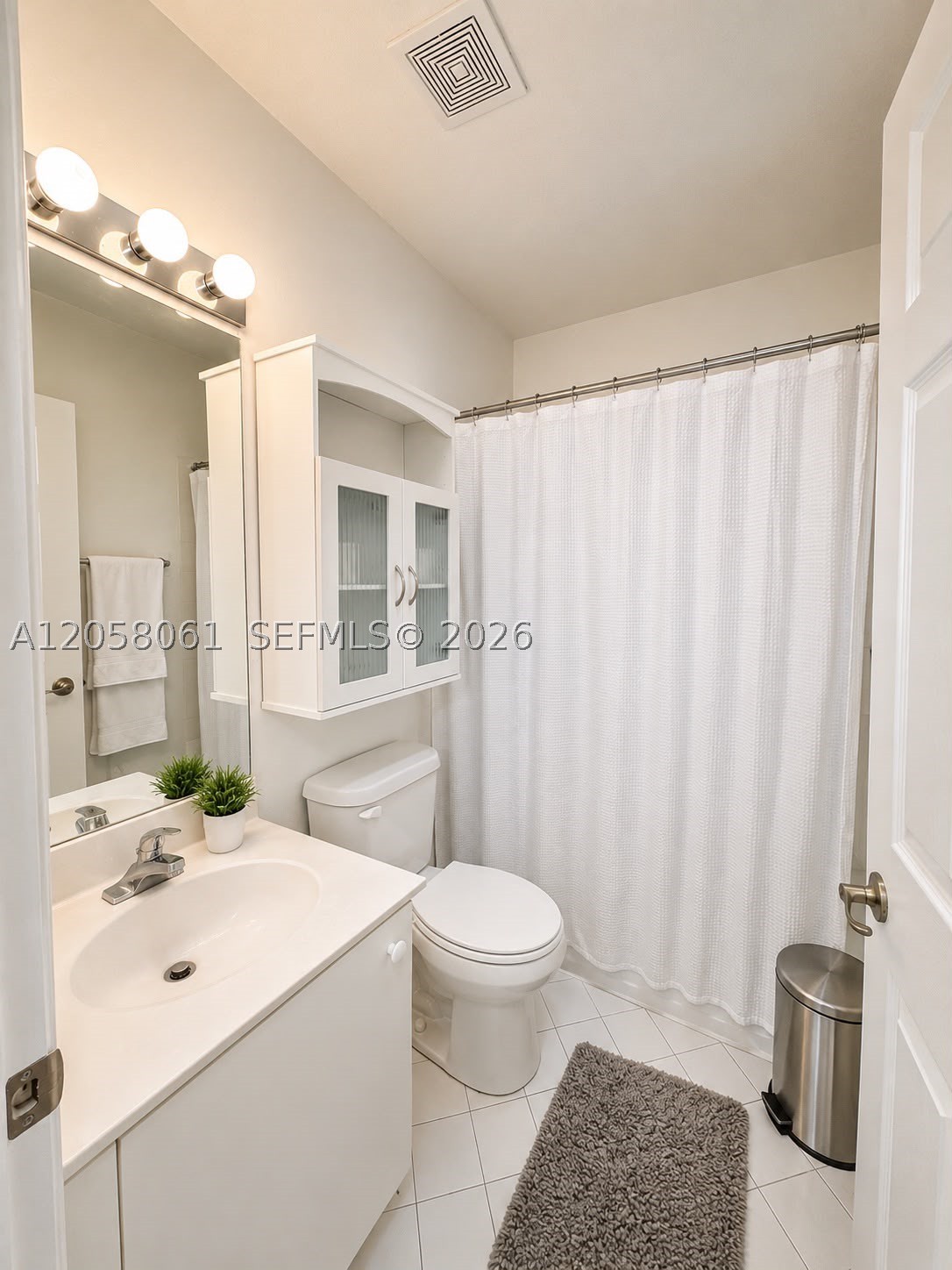 DORAL NORTHEAST TOWNHOMES - Residential