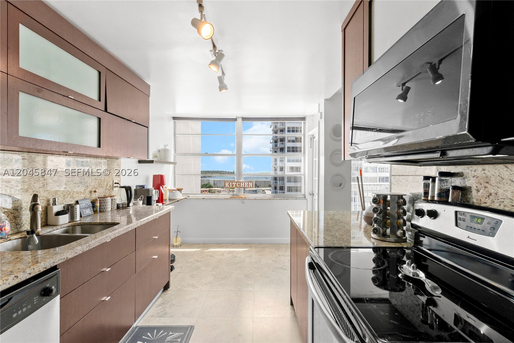 DEL PRADO MARINA - Residential
