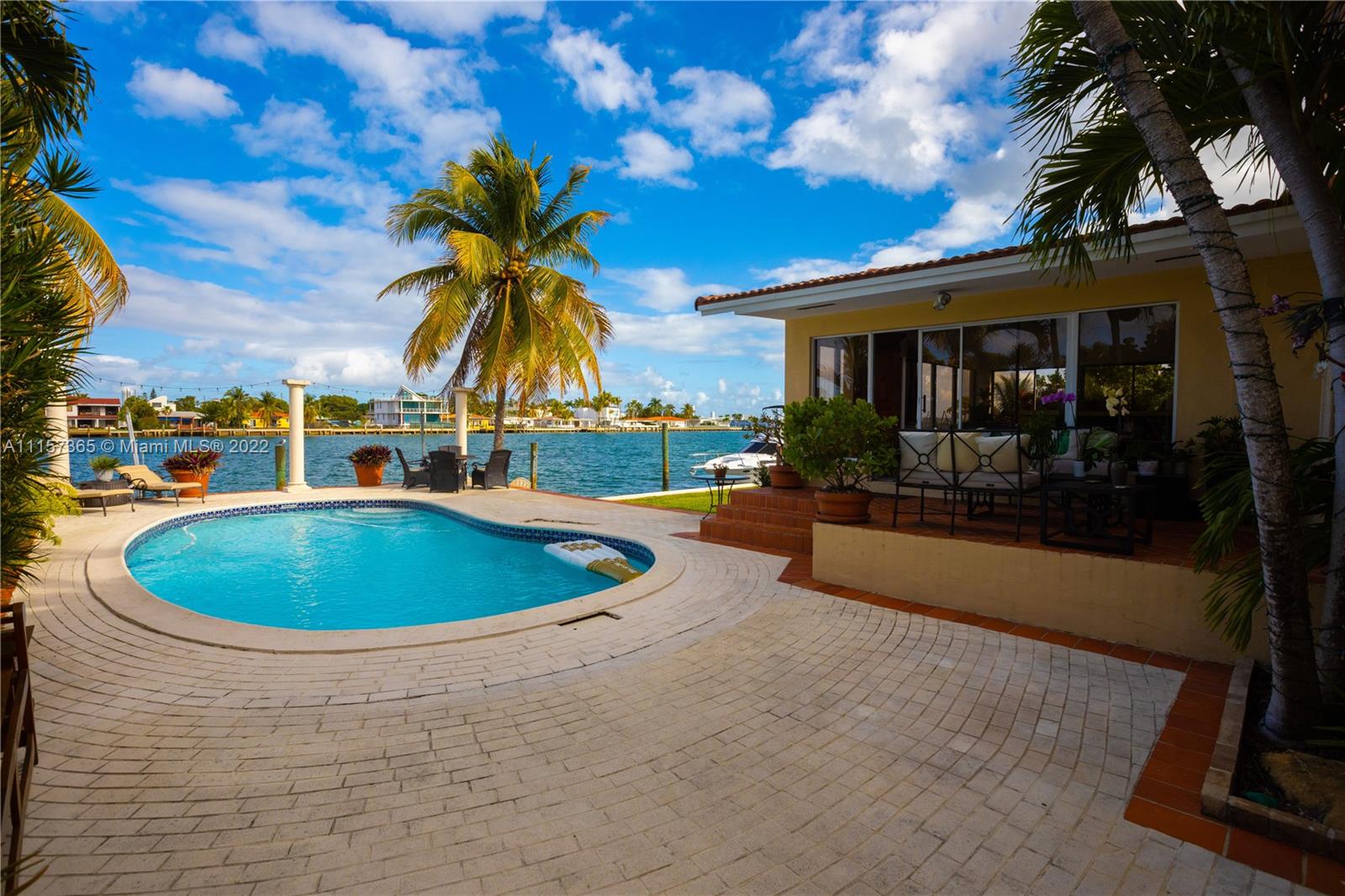 NORTH BAY ISLAND - Residential