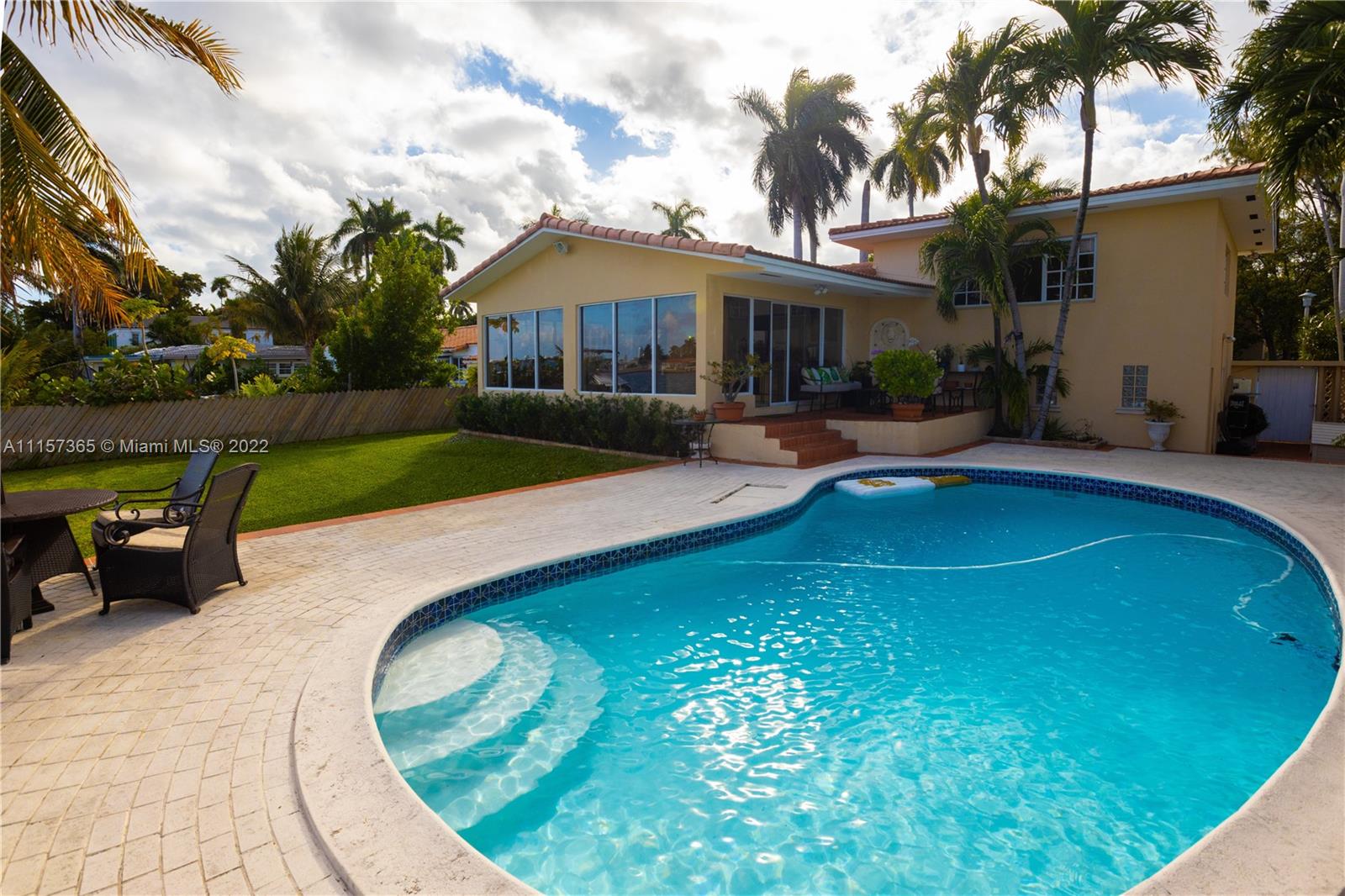 NORTH BAY ISLAND - Residential
