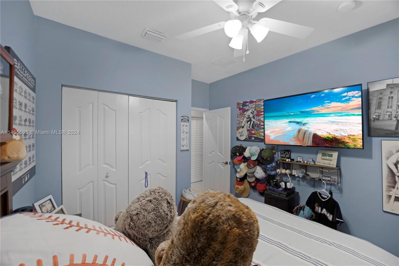 CARMENS PLACE / WINDWARD - Residential
