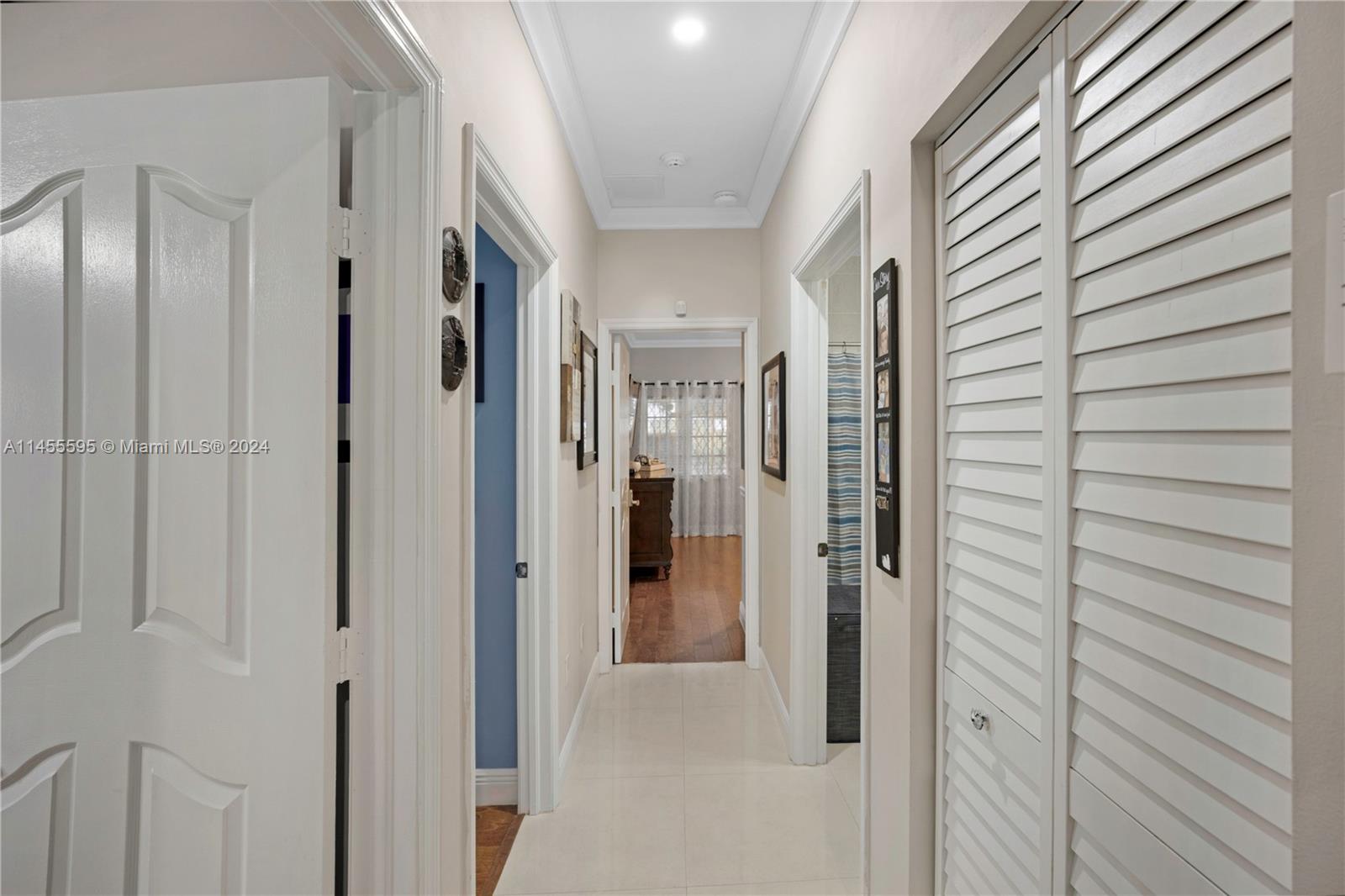 CARMENS PLACE / WINDWARD - Residential