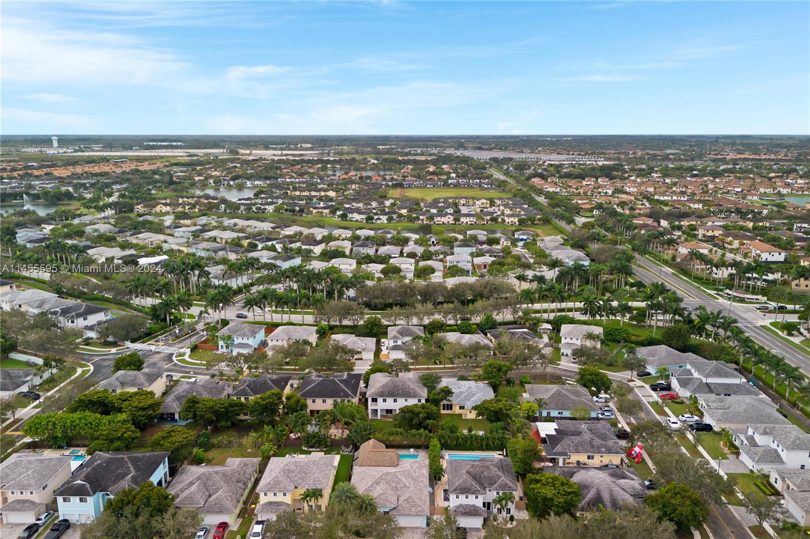CARMENS PLACE / WINDWARD - Residential