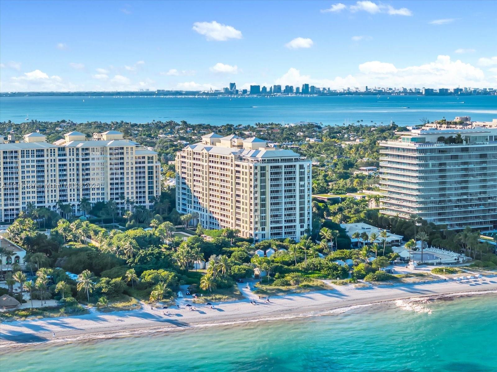 GRAND BAY TOWER CONDO - Residential
