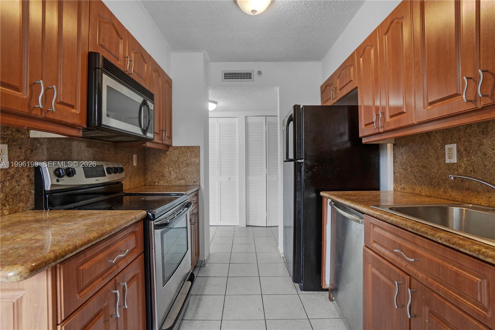 WEST BAY PLAZA CONDO - Residential