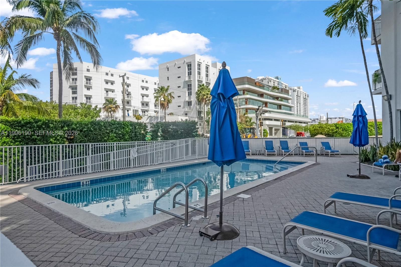 WEST BAY PLAZA CONDO - Residential