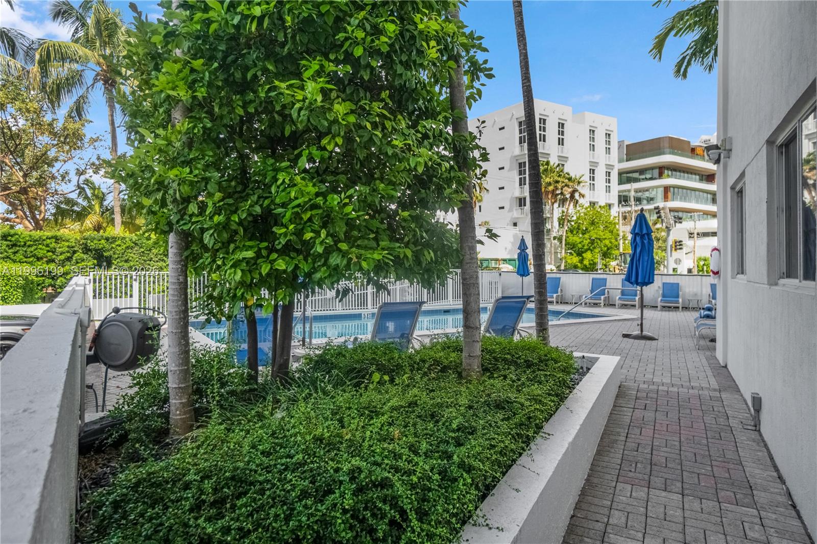 WEST BAY PLAZA CONDO - Residential