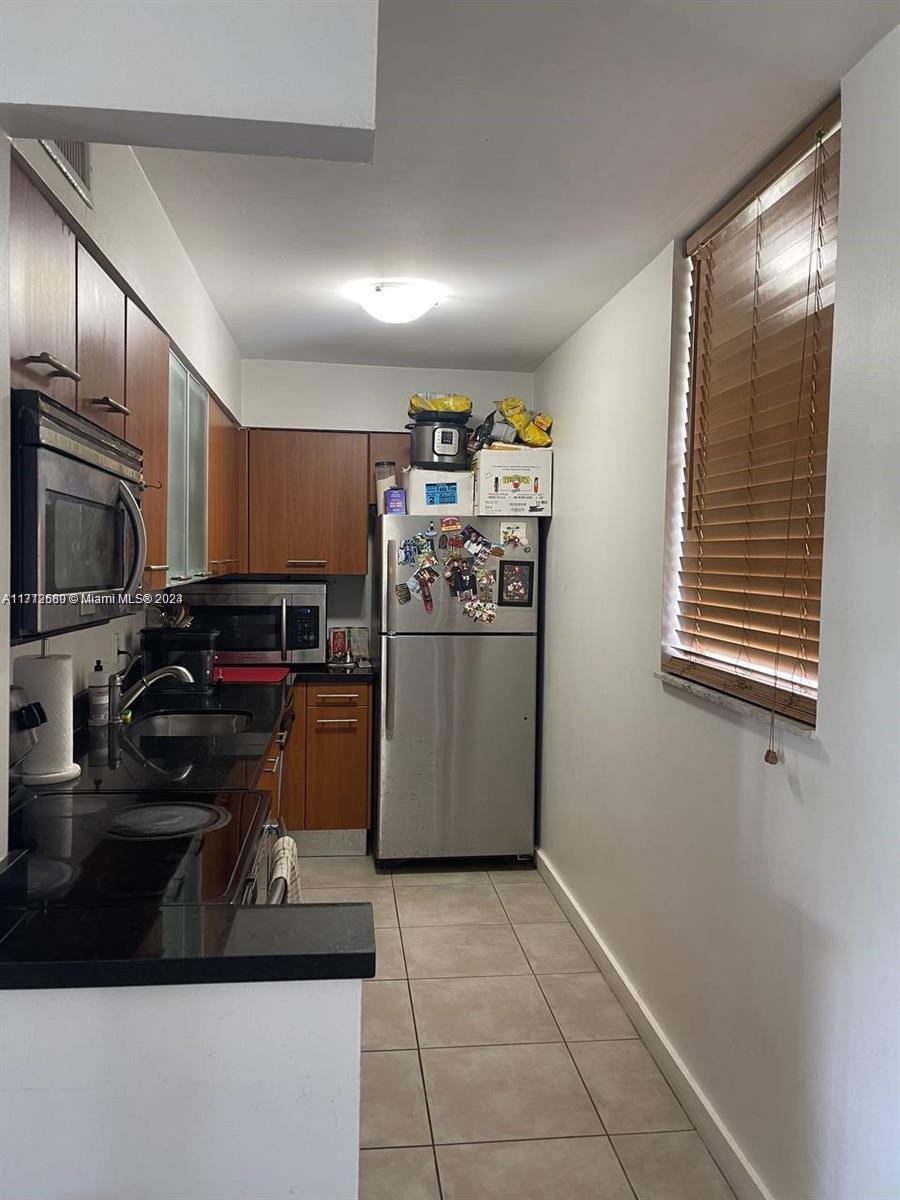 NIRVANA CONDO NO ONE COND - Residential