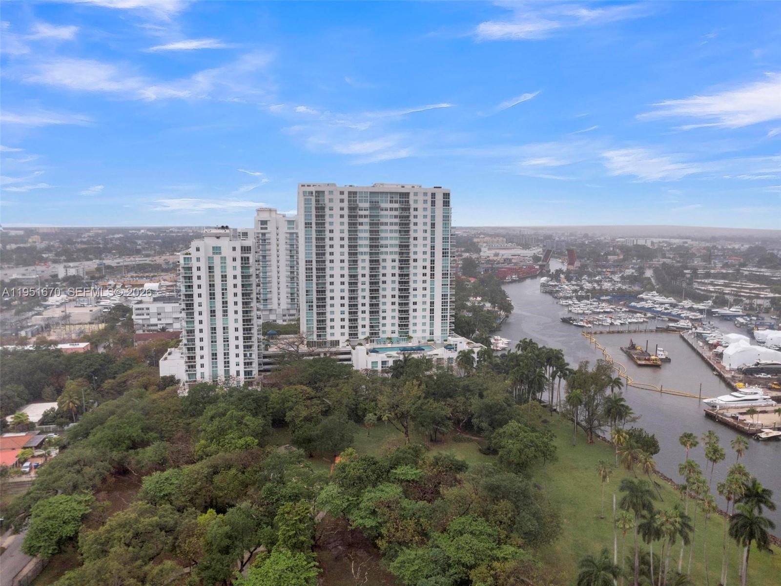 TERRAZAS RIVERPARK VILLAG - Residential