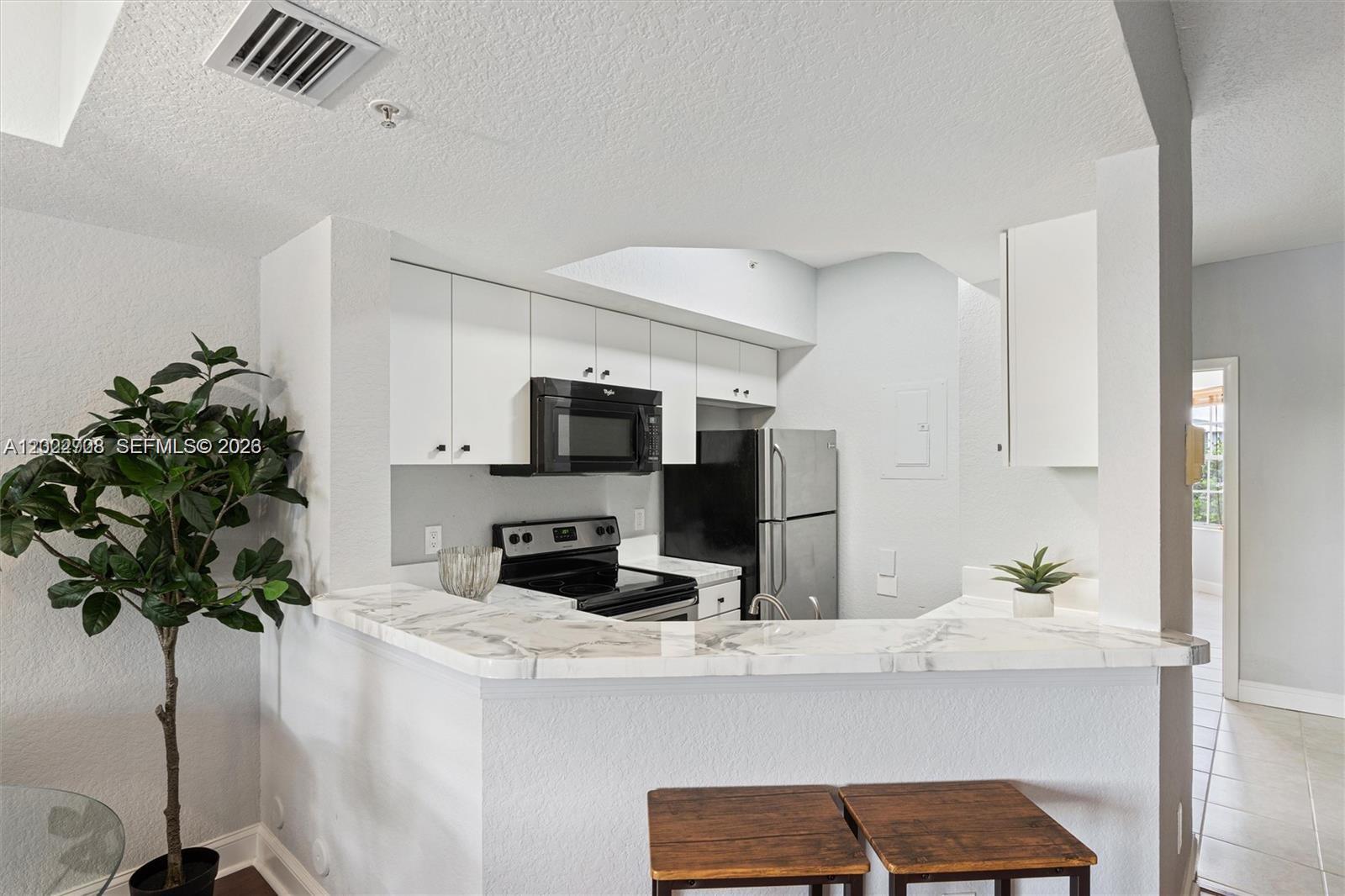 VILLAS DE TUSCANY CONDO - Residential