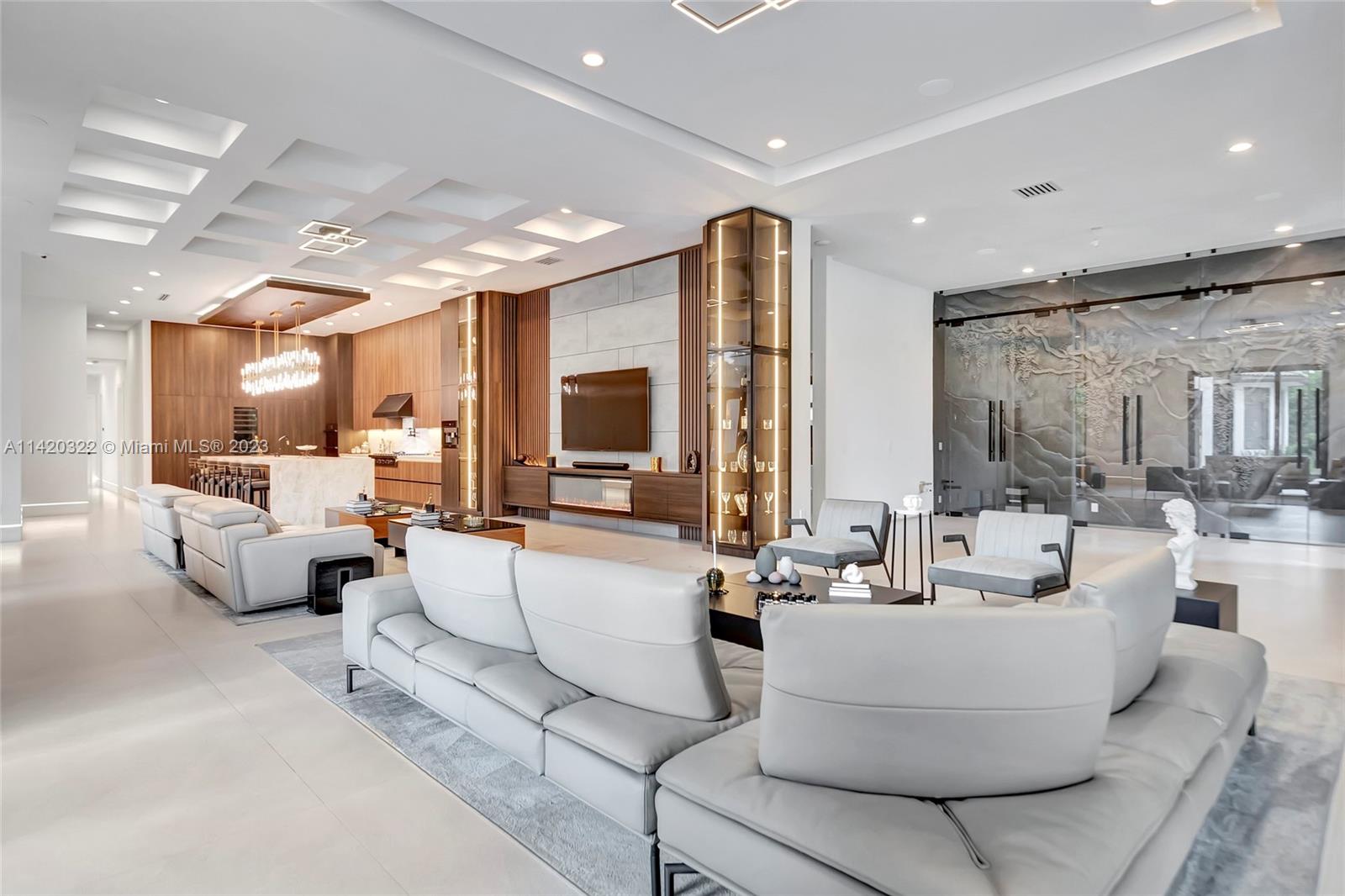 KAPOK GROVE ESTATES - Residential