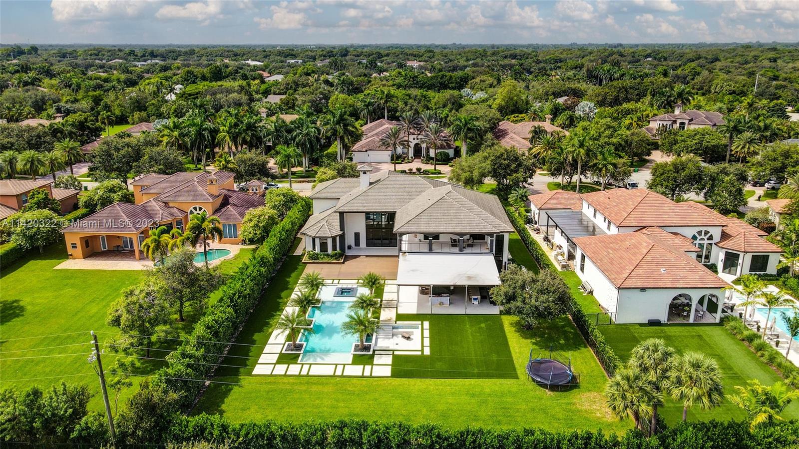 KAPOK GROVE ESTATES - Residential
