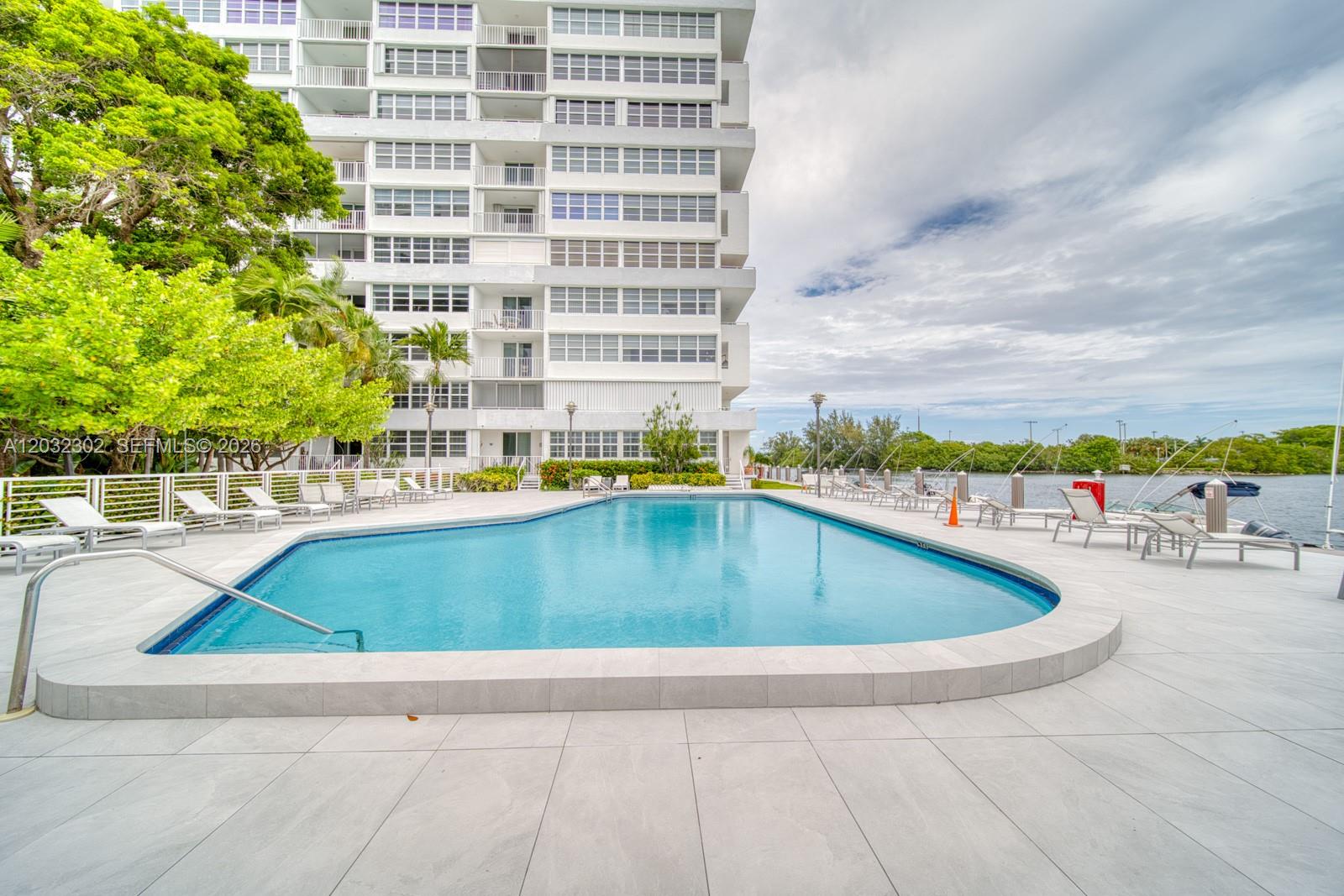 EAST POINT TOWERS CONDO - Residential