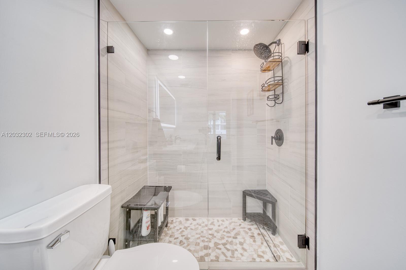 EAST POINT TOWERS CONDO - Residential