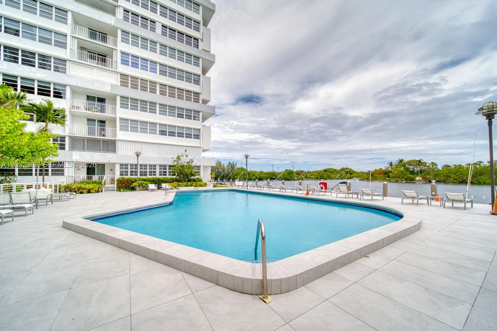 EAST POINT TOWERS CONDO - Residential