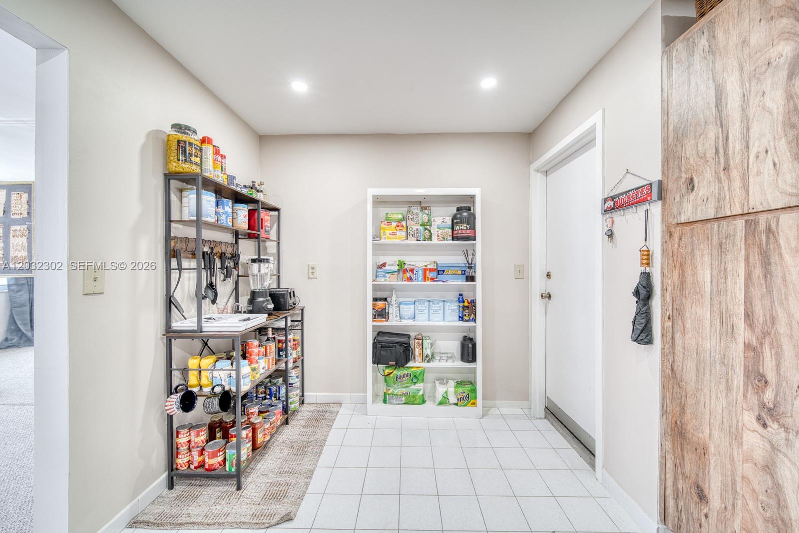 EAST POINT TOWERS CONDO - Residential