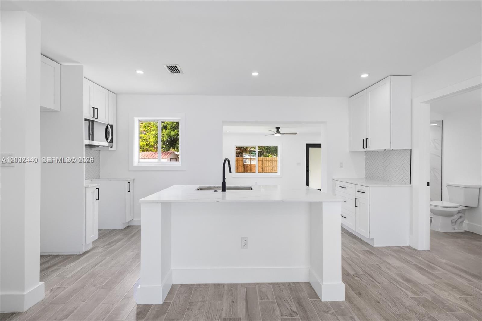 RICMAR HEIGHTS - Residential