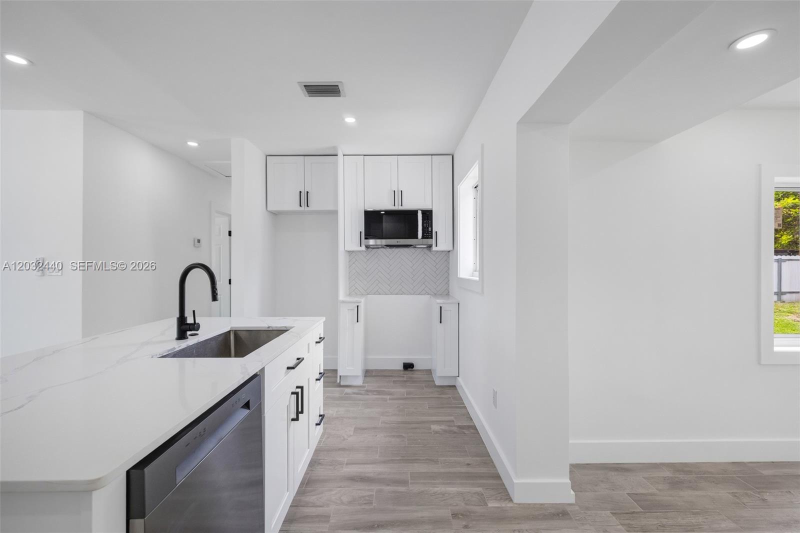 RICMAR HEIGHTS - Residential