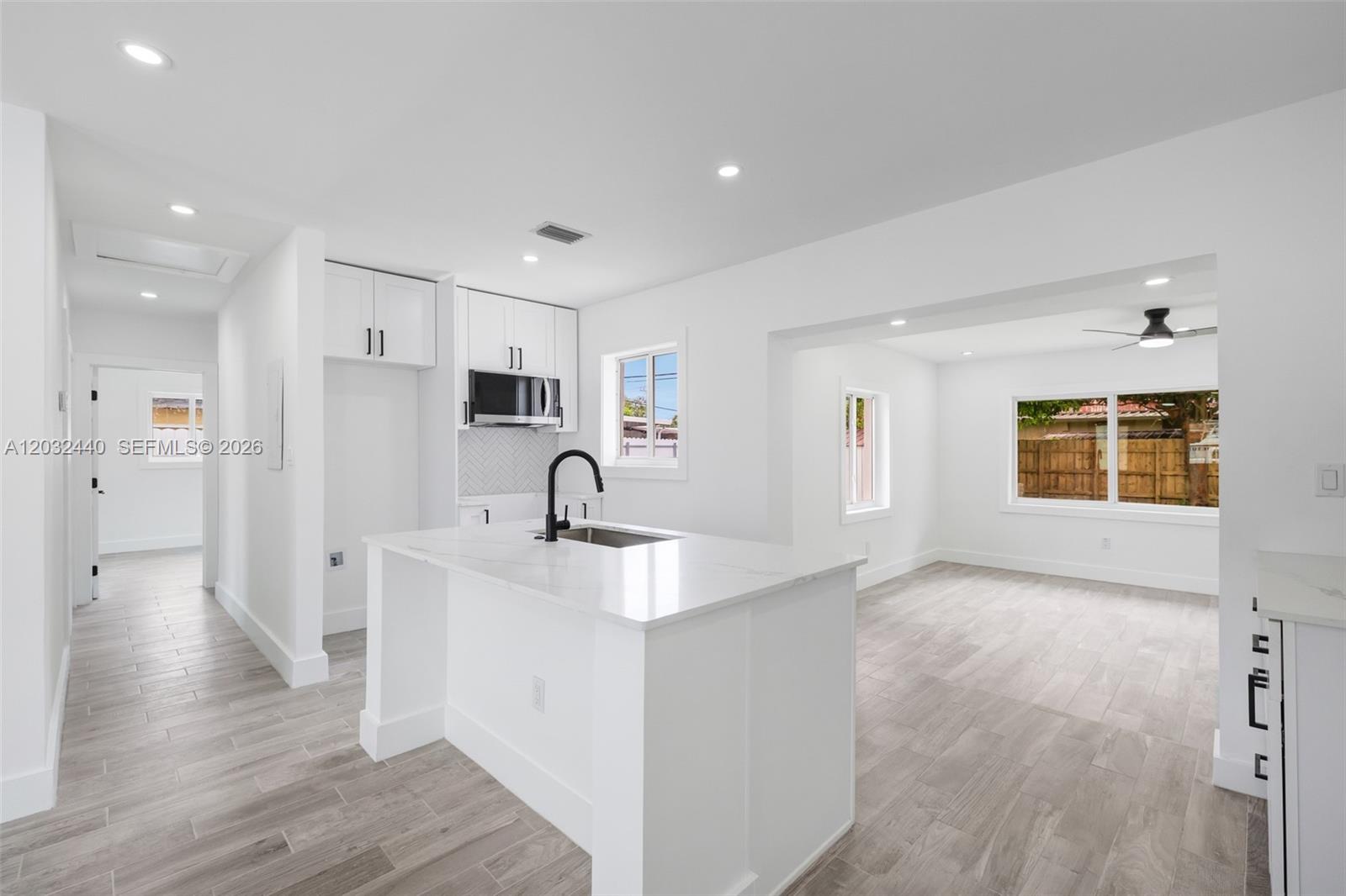 RICMAR HEIGHTS - Residential