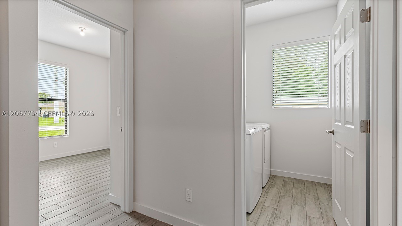 LAKEWOOD PARK UNIT 5 - Residential Lease