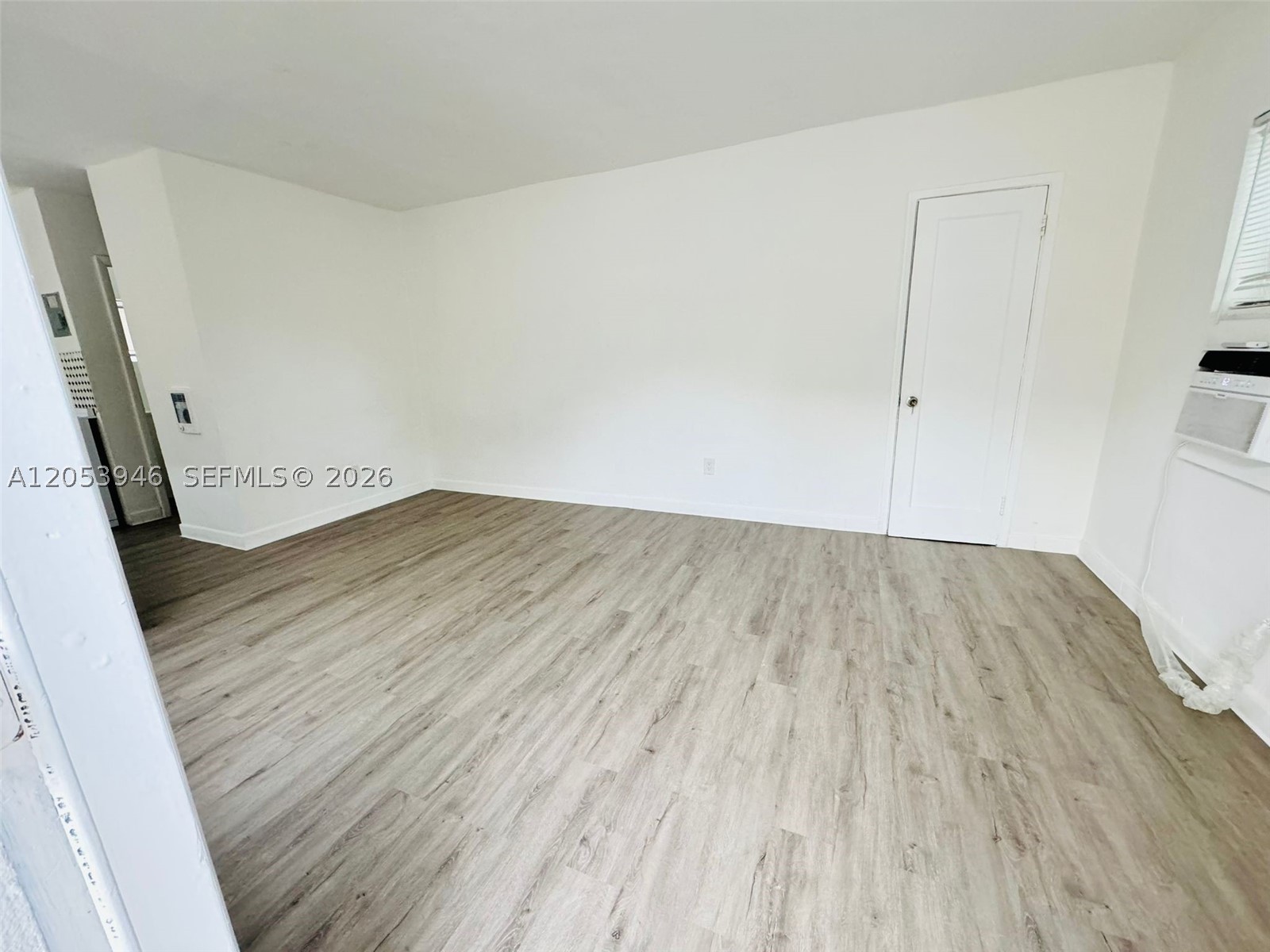 CENTRAL PARK - Residential Lease