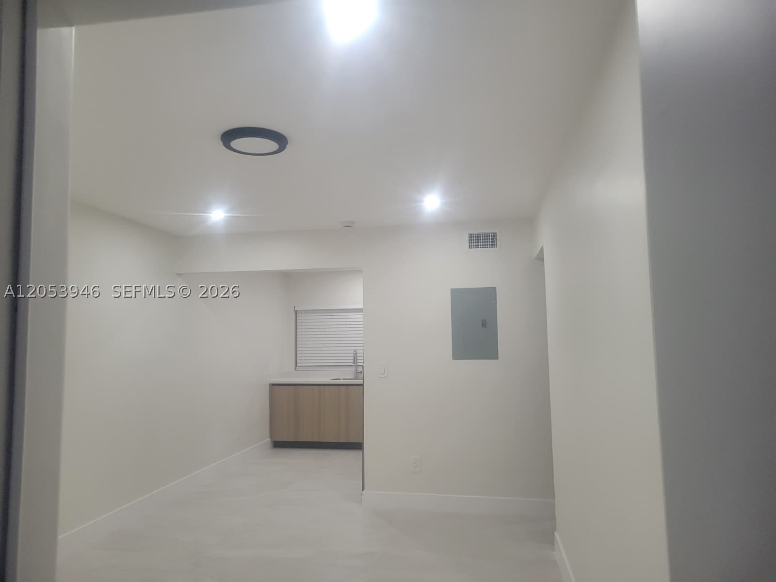 CENTRAL PARK - Residential Lease