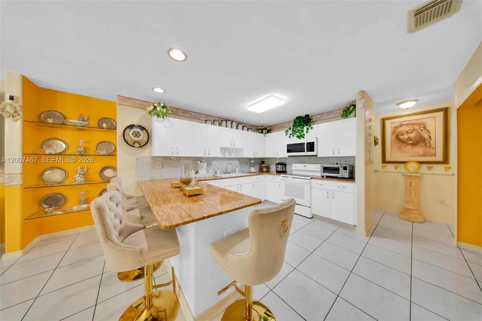 BISCAYNE BEST - Residential