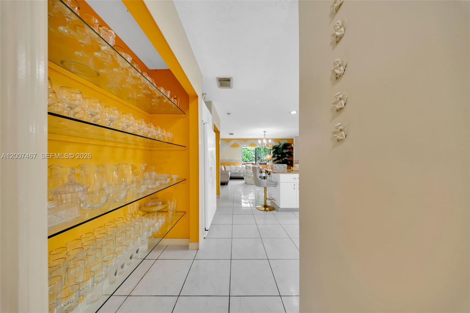BISCAYNE BEST - Residential