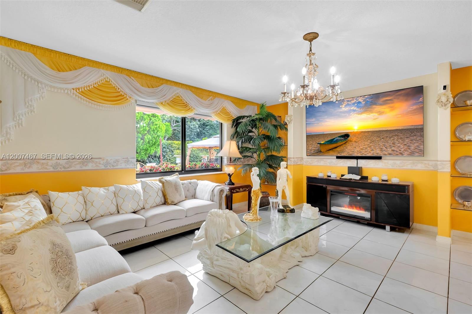 BISCAYNE BEST - Residential