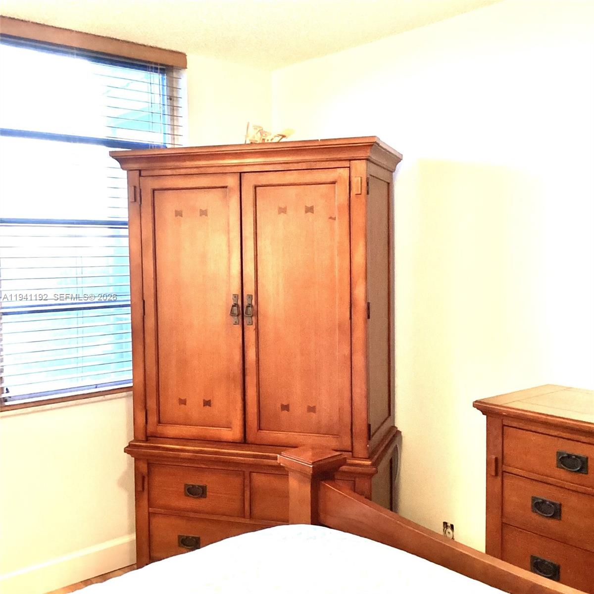 HOLLYBROOK GOLF AND TENNIS - Residential