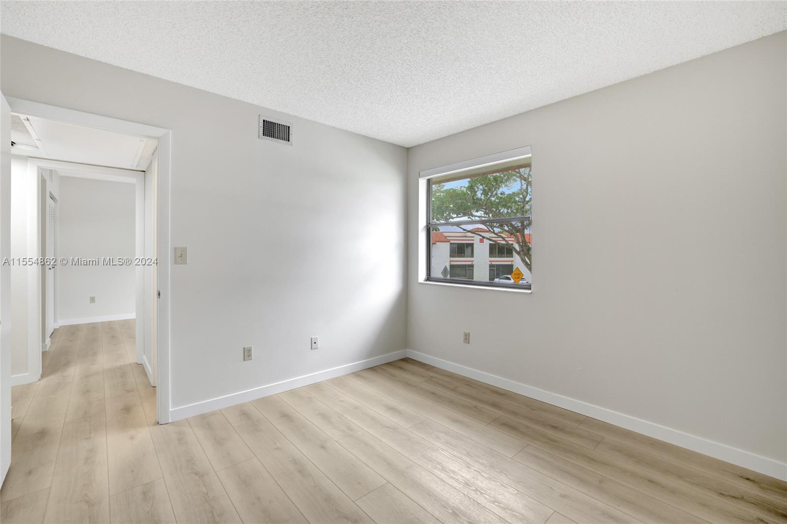 PIERPOINTE EAST - Residential Lease