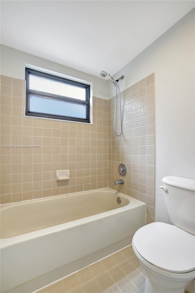 PIERPOINTE EAST - Residential Lease