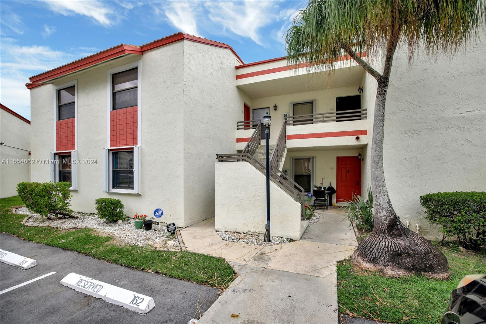 PIERPOINTE EAST - Residential Lease