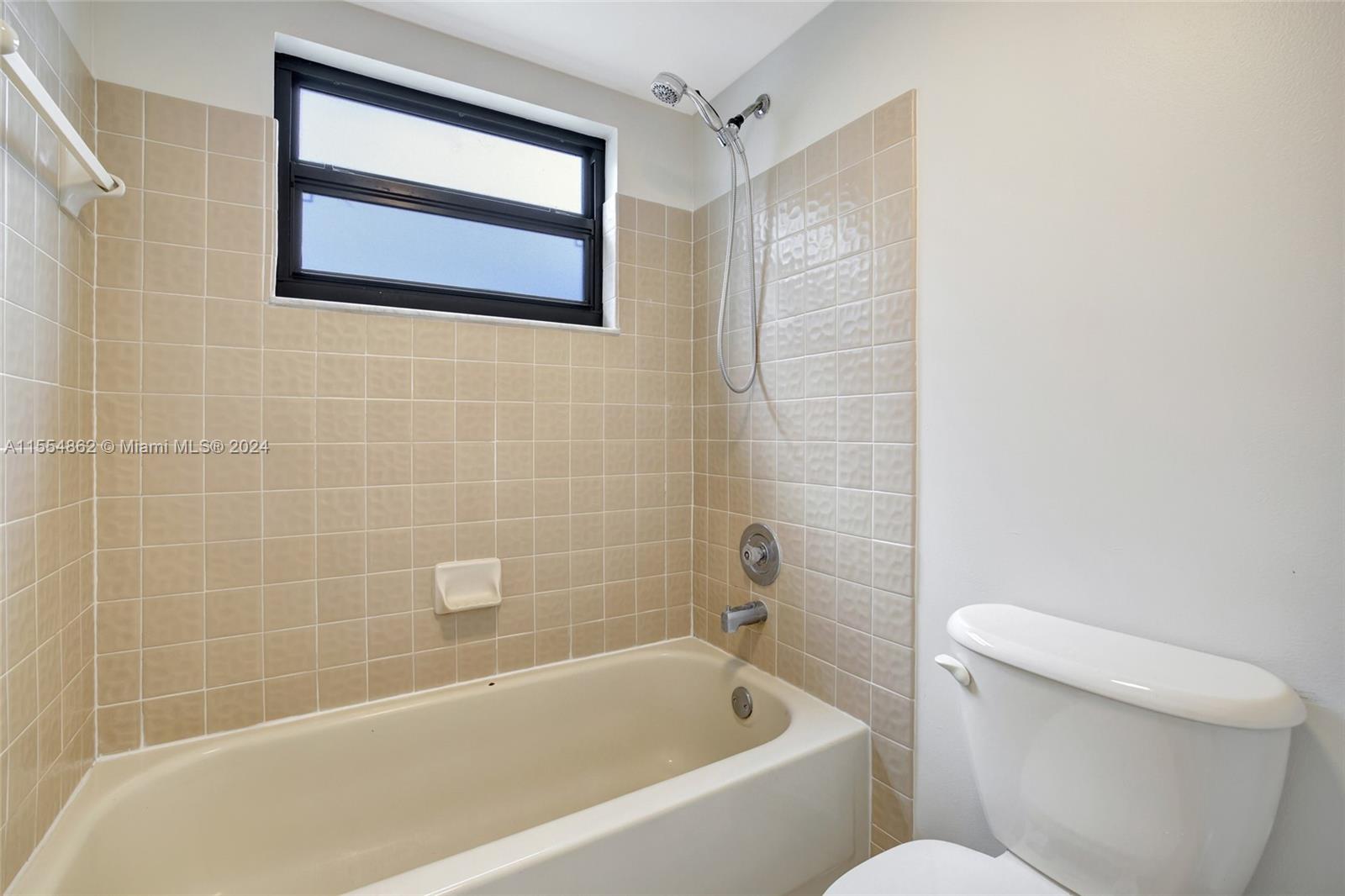 PIERPOINTE EAST - Residential Lease
