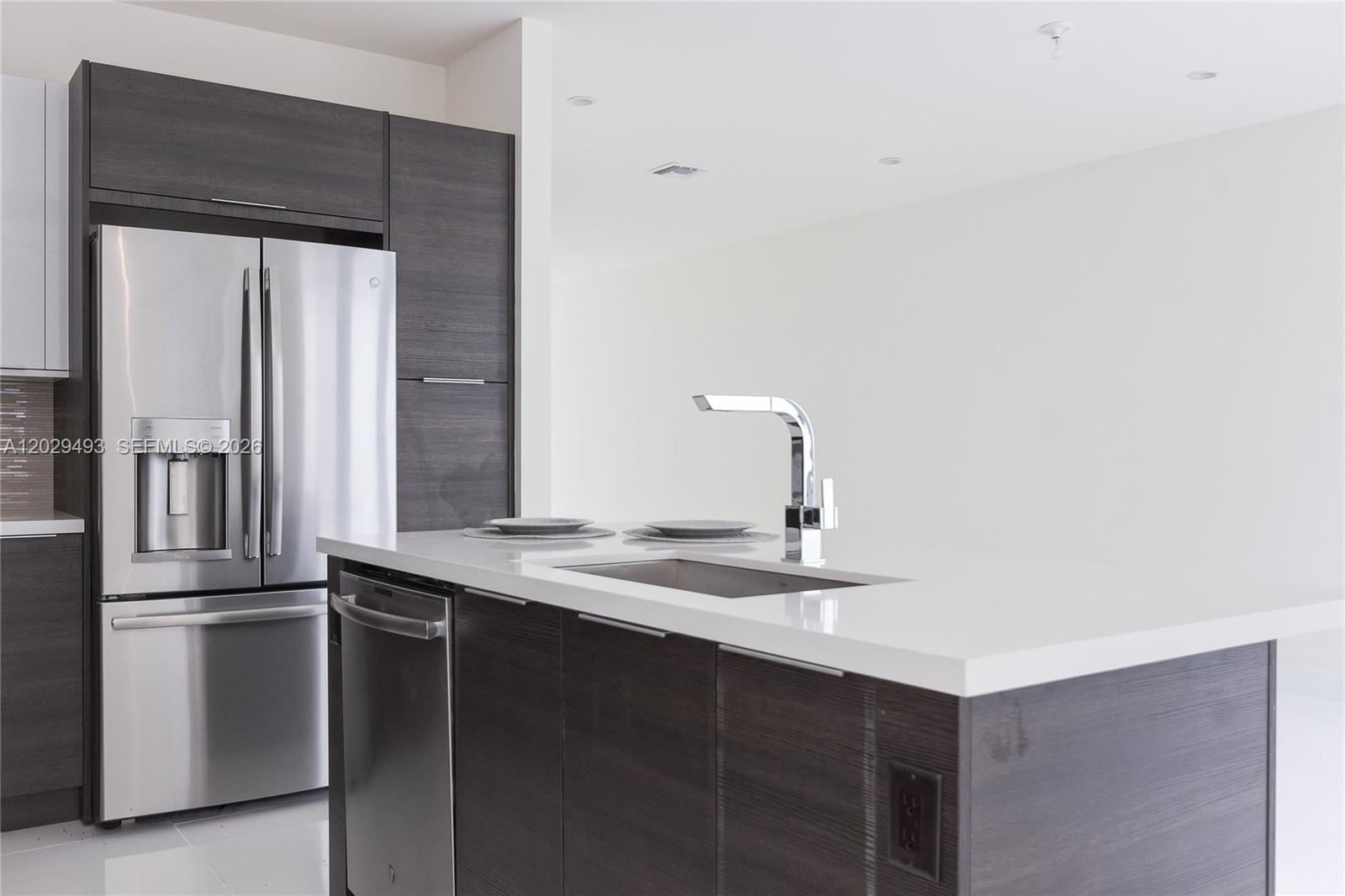 LANDMARK AT DORAL - Residential