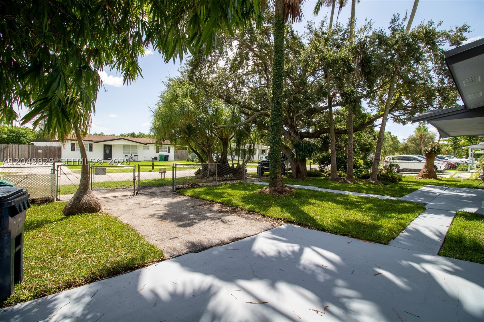 SCHOOL HOUSE SUB - Residential