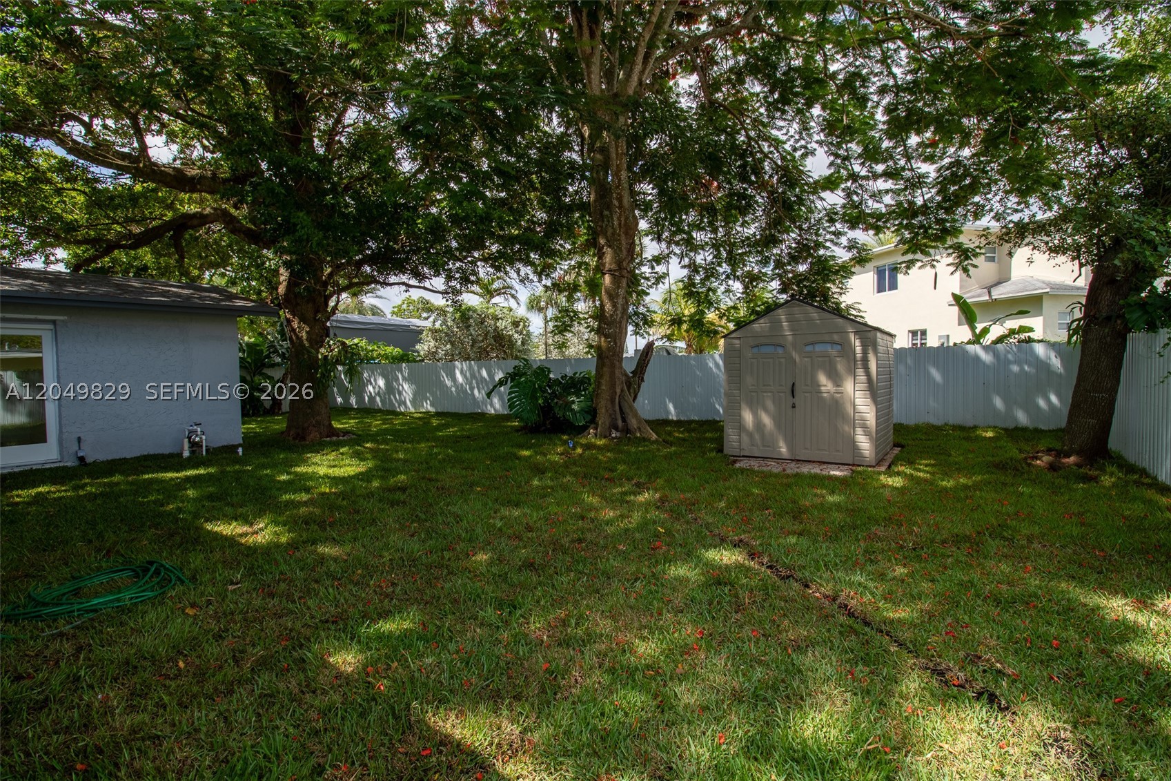 SCHOOL HOUSE SUB - Residential