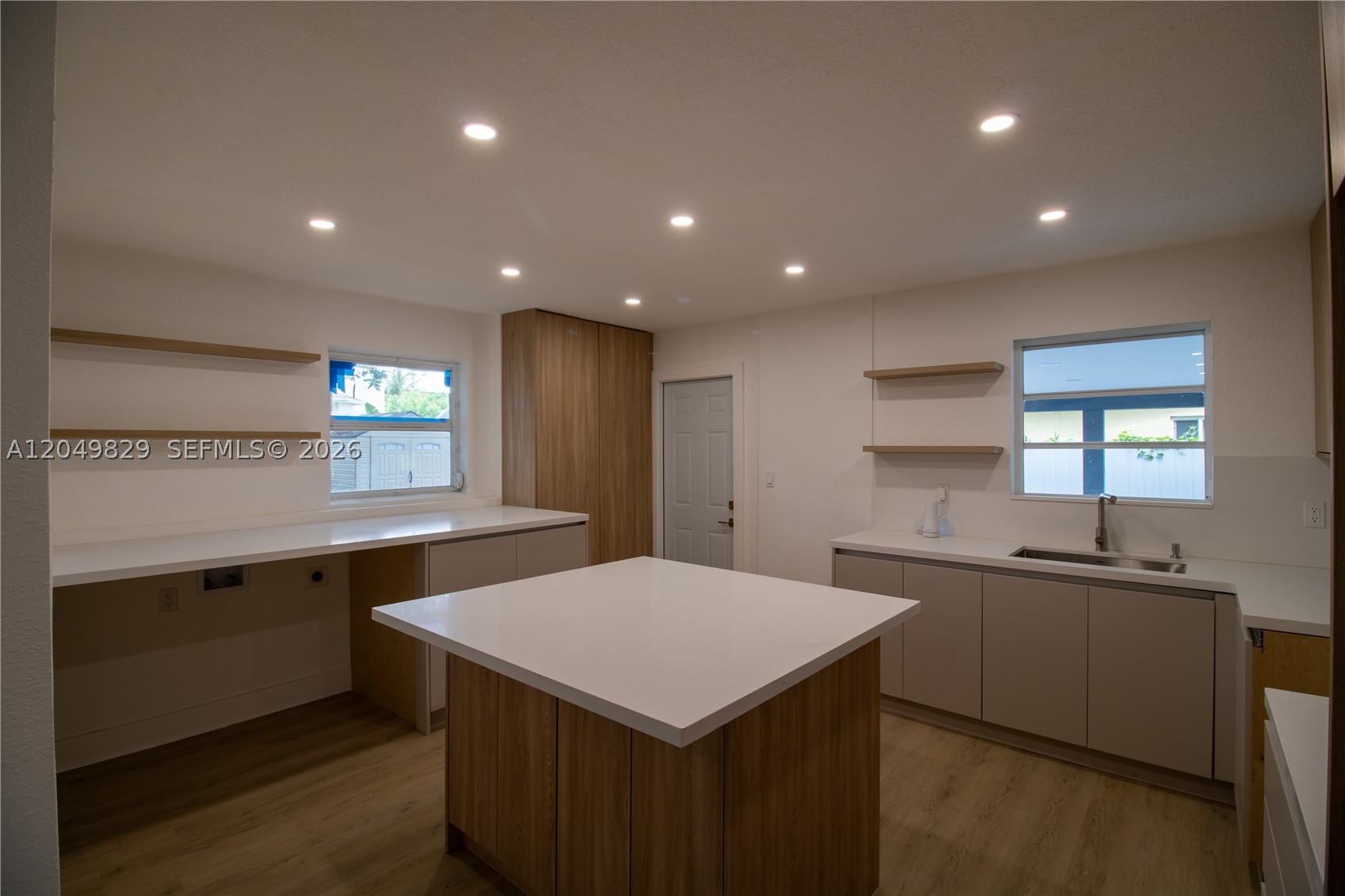 SCHOOL HOUSE SUB - Residential