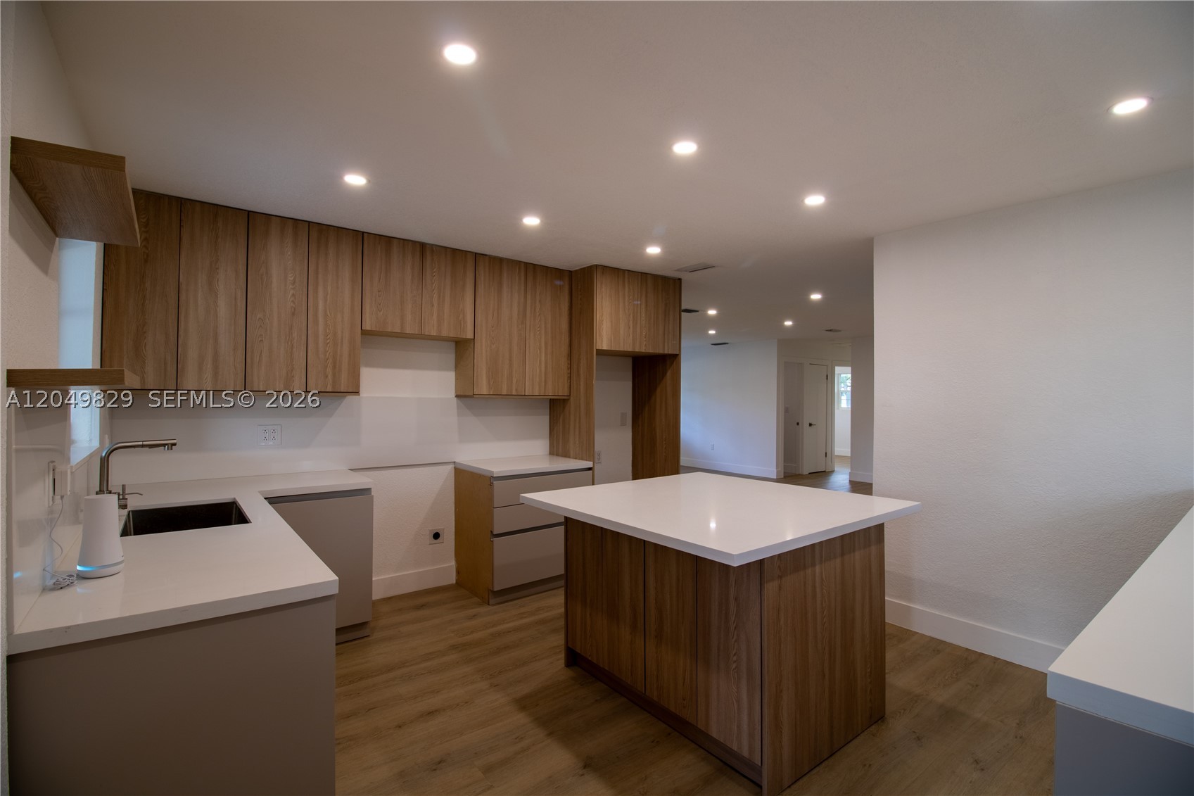 SCHOOL HOUSE SUB - Residential