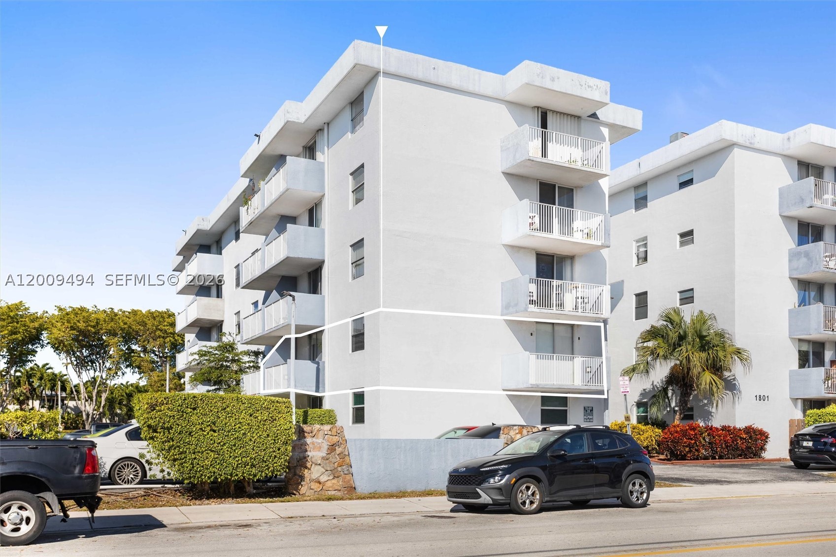 NORTH BAY VILLAS CONDO - Residential