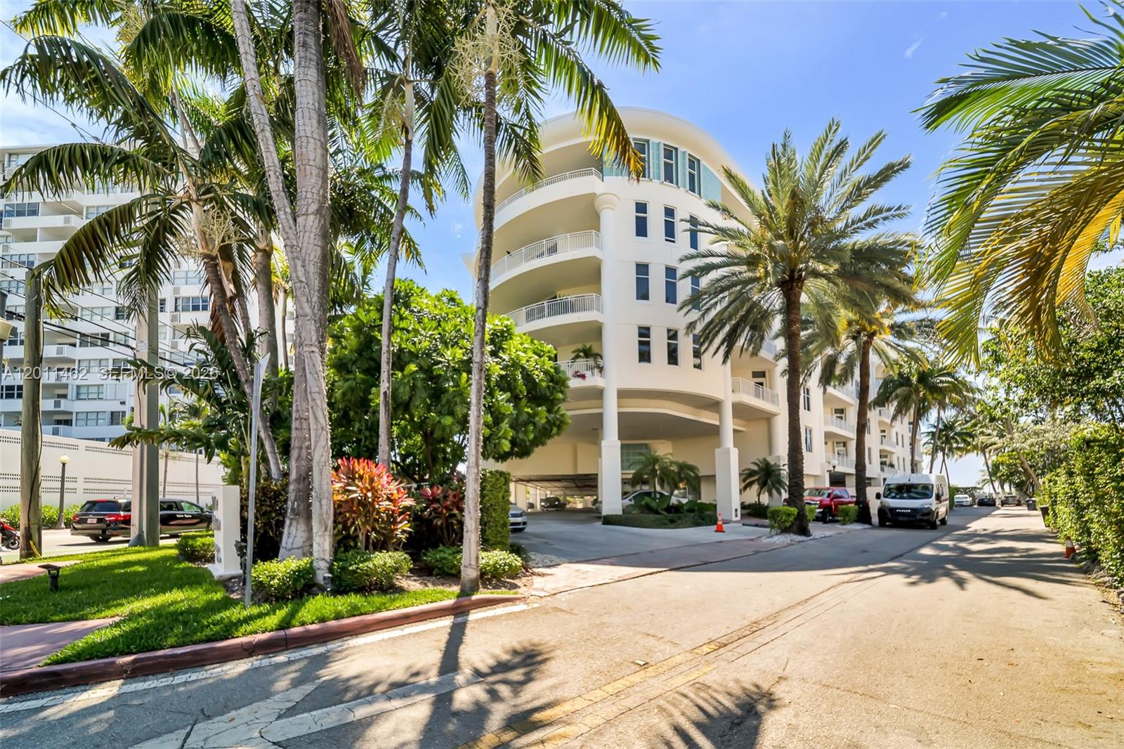 Charming 1-bedroom, 1.5-bath PH residence at Las Vistas Condo, a waterfront building on Belle Isle, Miami Beach. This unit features a versatile living and dining area, wood floors throughout, and carpet in the bedroom. Enjoy a private balcony with views of Belle Isle and partial bay views, plus Port of Miami views from the bedroom. Building amenities include 24-hour concierge, secure gated entry, bayfront pool, dock availability, and assigned parking. Ideally located within walking distance to Sunset Harbour and Lincoln Road, offering prime dining, fitness, and shopping options.