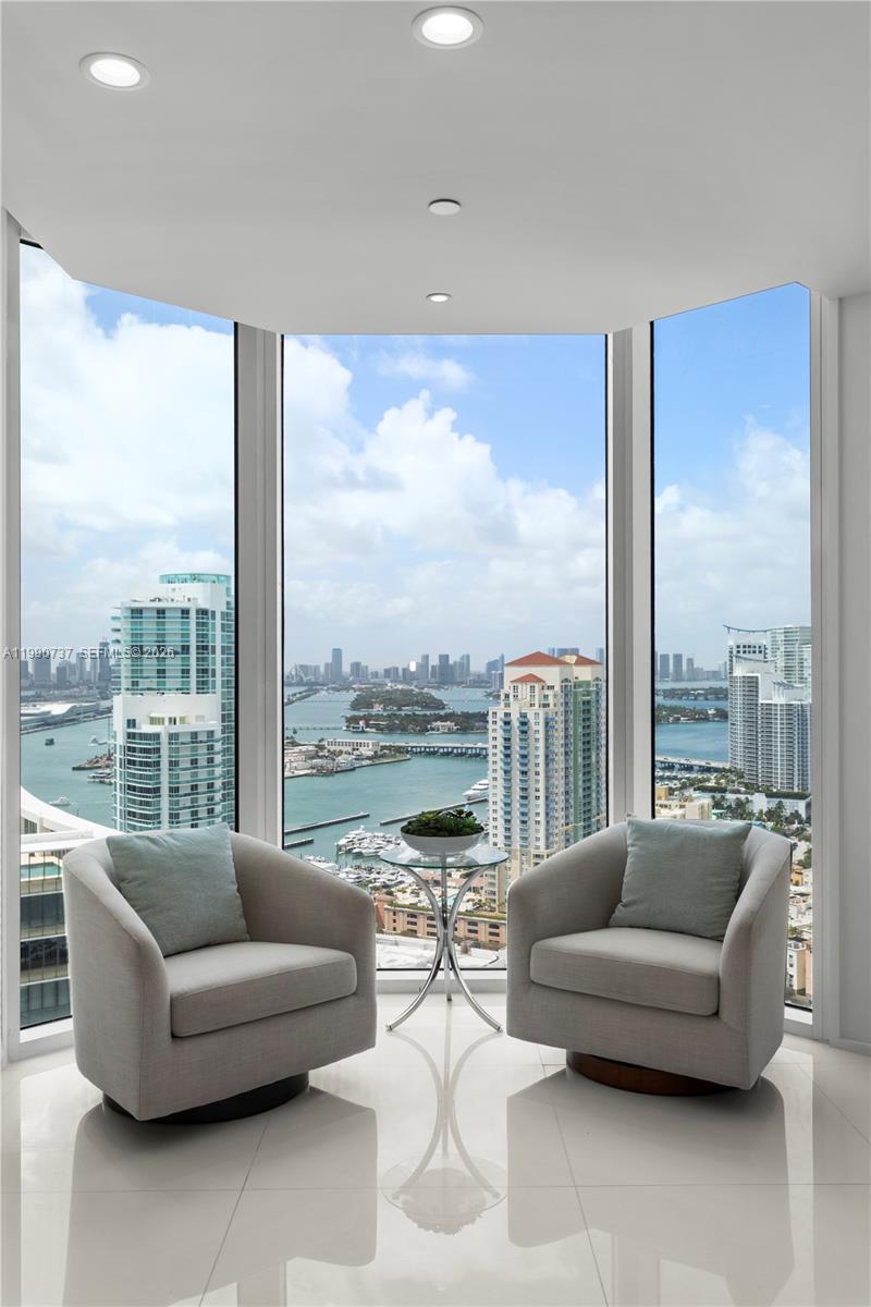 PORTOFINO TOWER CONDO - Residential