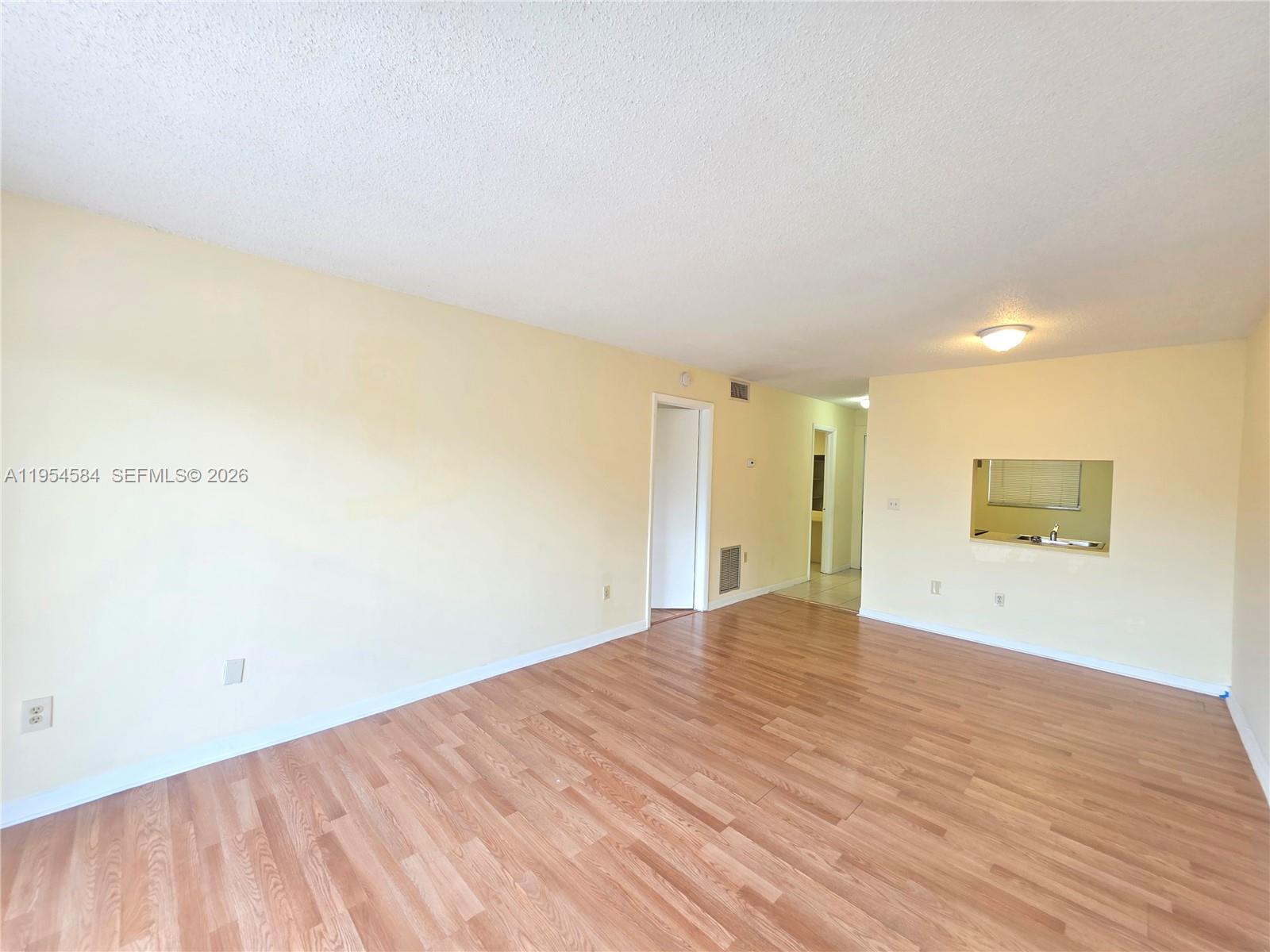 BROOKFIELD SQUARE CONDO - Residential